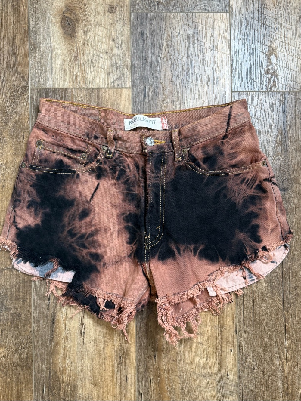 Levi’s 505 Orange and Black Tie Dye Distressed Shorts, Size 28